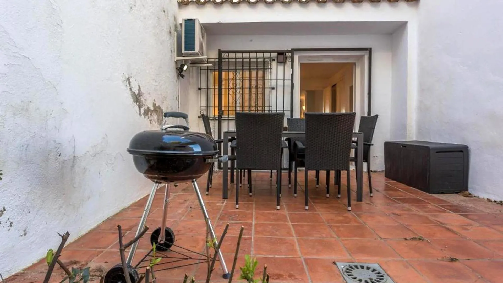 Pueblo Los Olivos, Riviera Del Sol Sitio de Calahonda 0*,